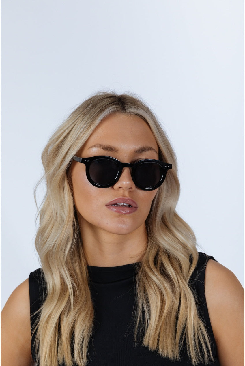 Bold Rounded Sunglasses In Black by SVNX